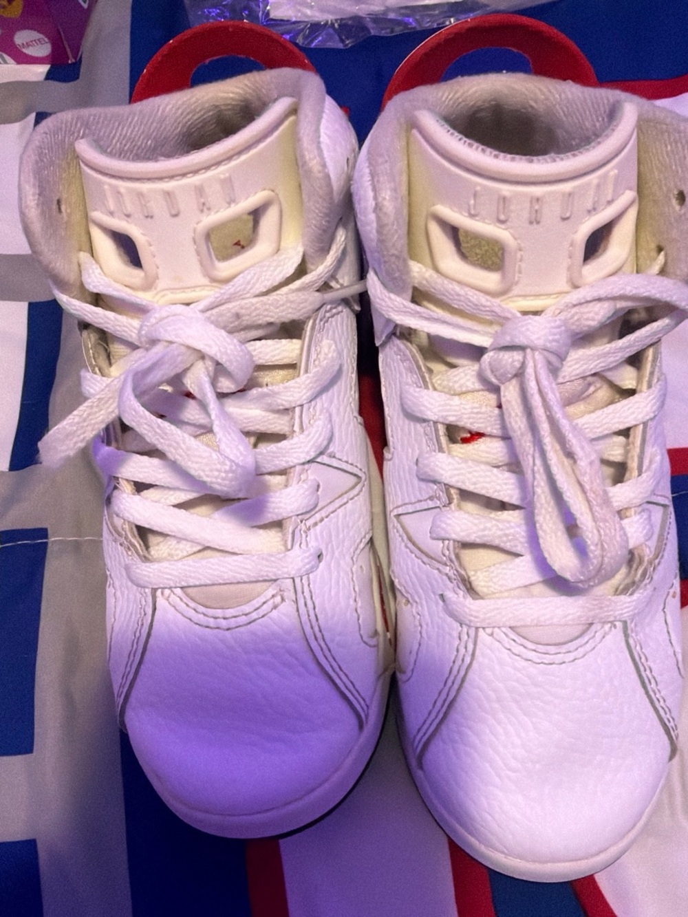 Kids Jordan 6s white-red. Sz-12c  - Brand Not Visible